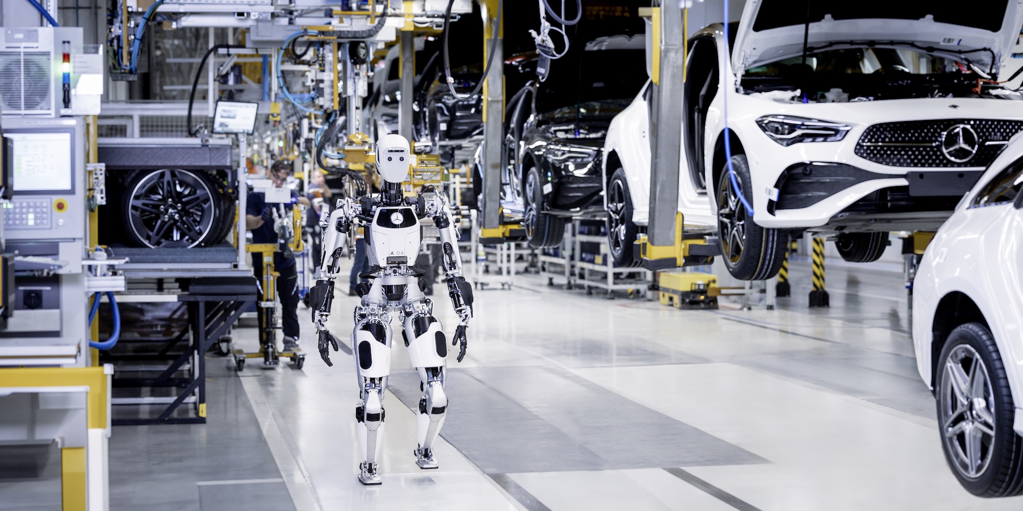 Mercedes-Benz factories in Germany Using Apptronik Apollo Humanoid Robots to build Cars